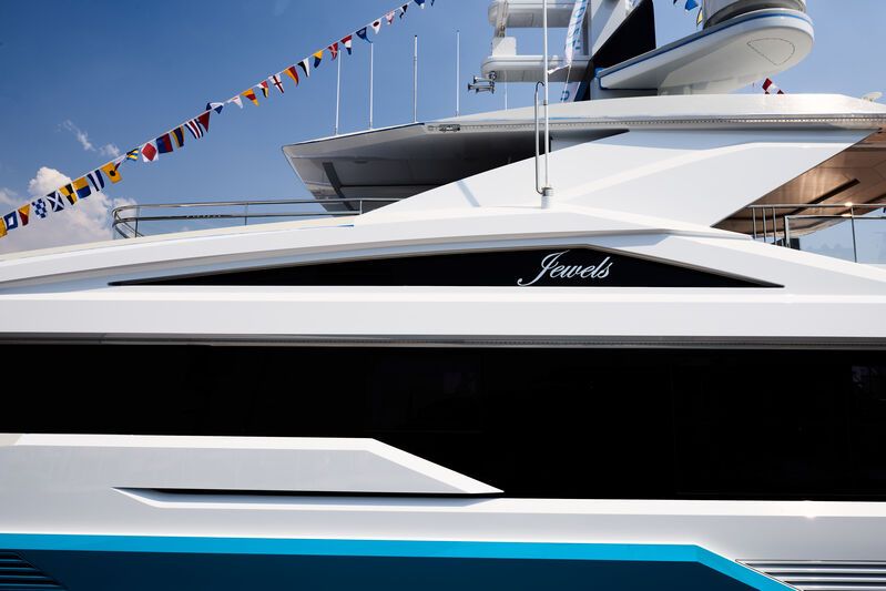 «Драгоценности» Turquoise Yachts