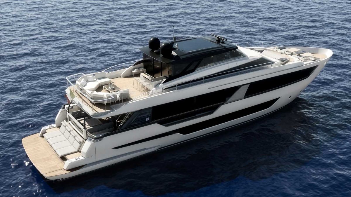 Модель Ferretti Yachts 1000 выходит в новой версии